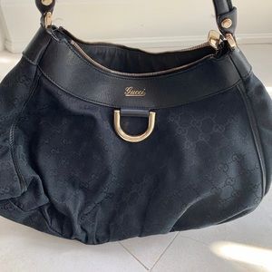 Black Gucci shoulder purse